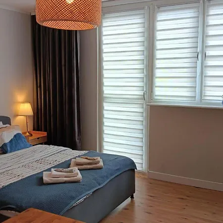 Maya Centrum * 斯维诺乌伊希切